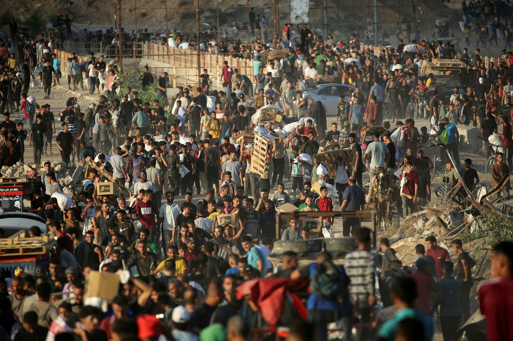 Segja Hamas ráðast gegn mannúðarstarfsfólki