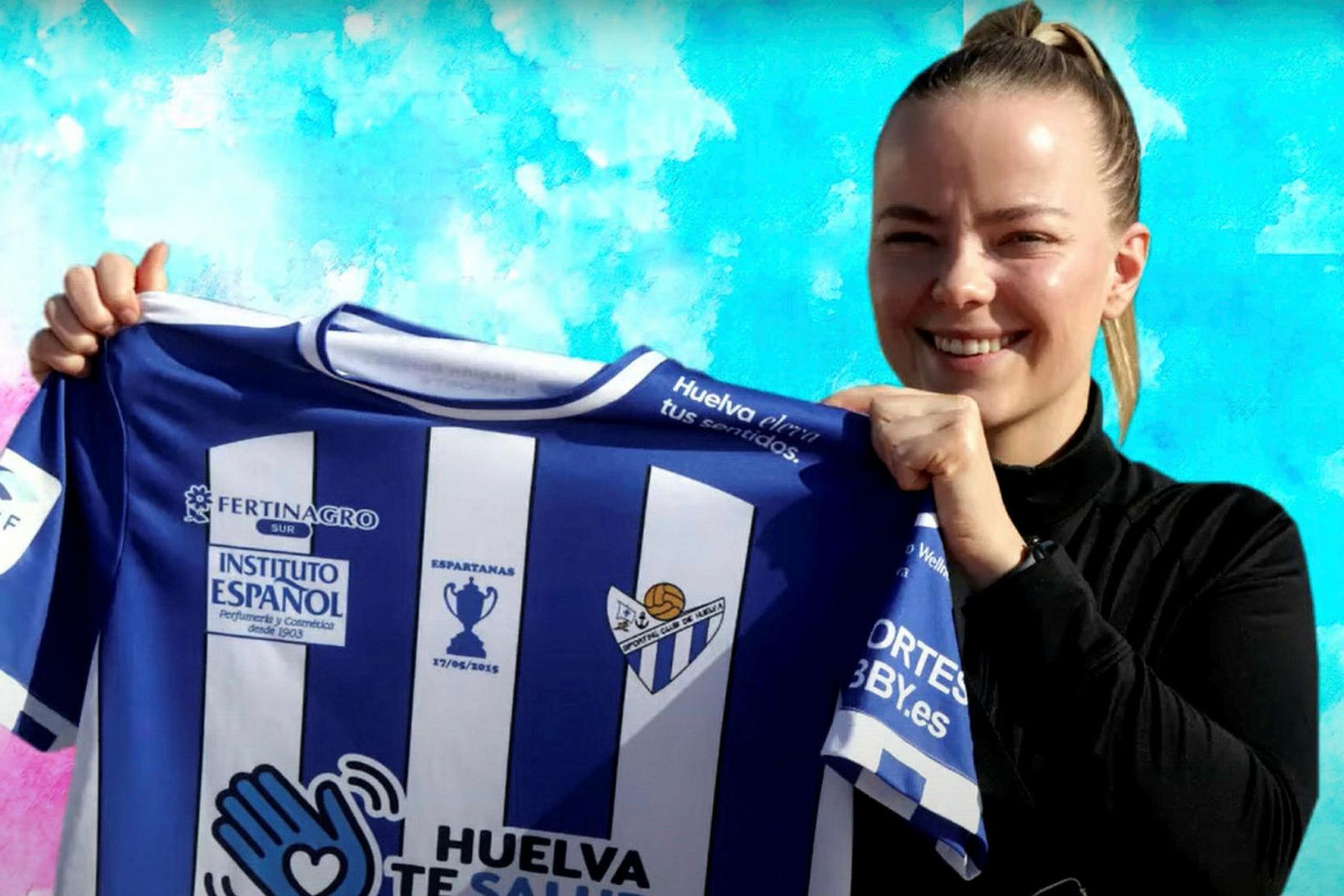 Berglind Rós Ágústsdóttir með treyju Huelva.