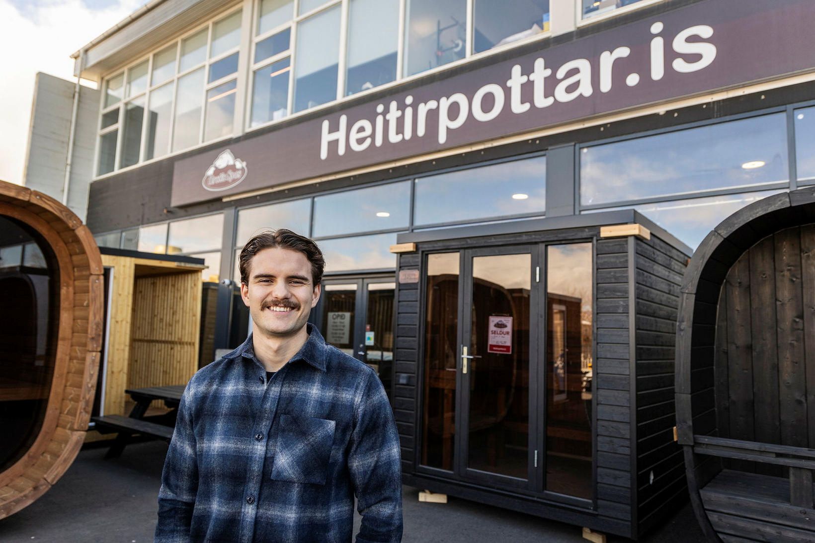 Ari Steinn Kristjánsson er framkvæmdastjóri Heitir pottar ehf. Hann veit …