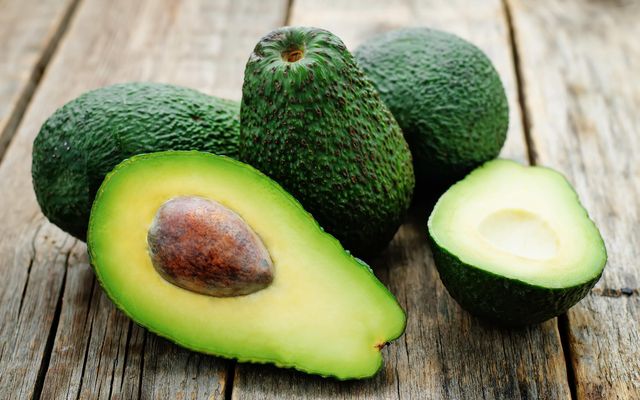Avocado er dásamlegur ávöxtur og fullur af góðum næringarefnum fyrir okkur.