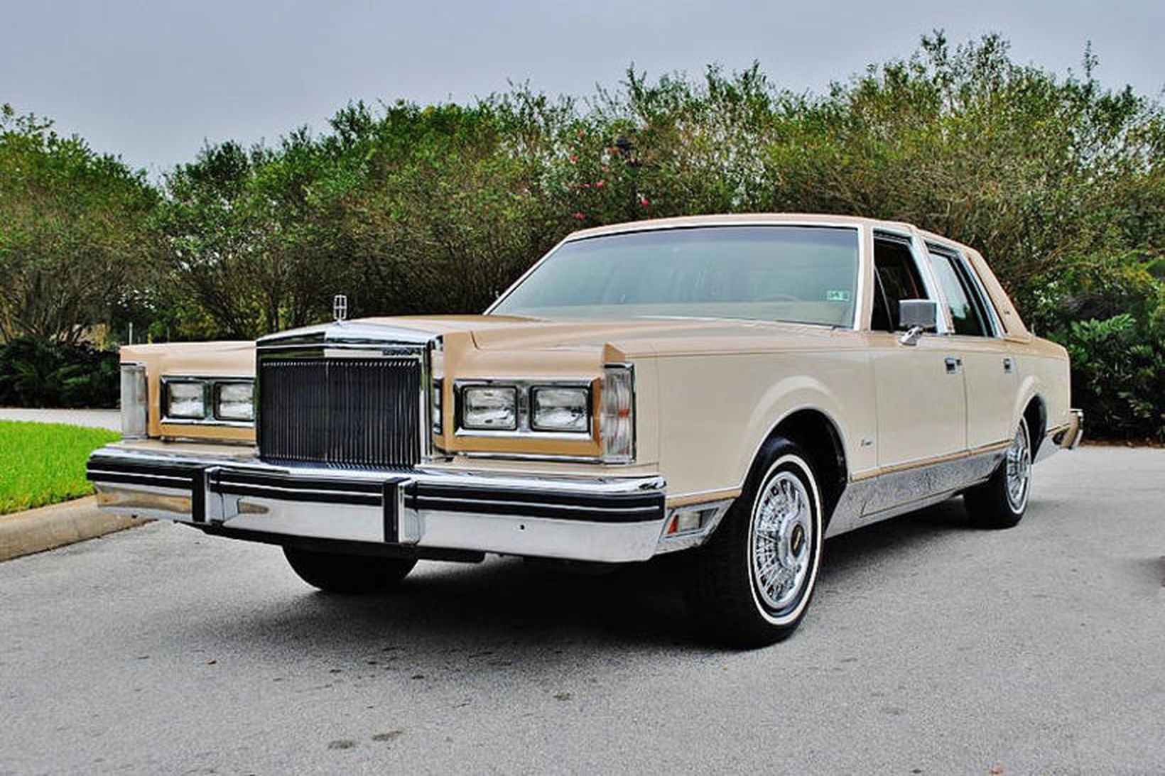 Lincoln Town Car, árgerð 1984.