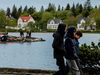 It didn't get any better than when the contractor company Sólgarður's mini excavator fell to the side while working on the islet in Tjörnin lake today, but everything went well, says Sölvi Steinar Jónsson, who is responsible for refreshing the islet.