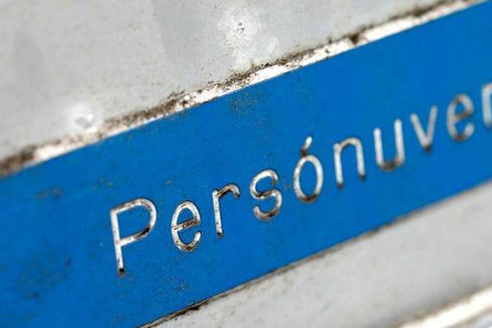 Áhugi stjórnvalda á persónuvernd álíka dapur og skilti stofnunarinnar.