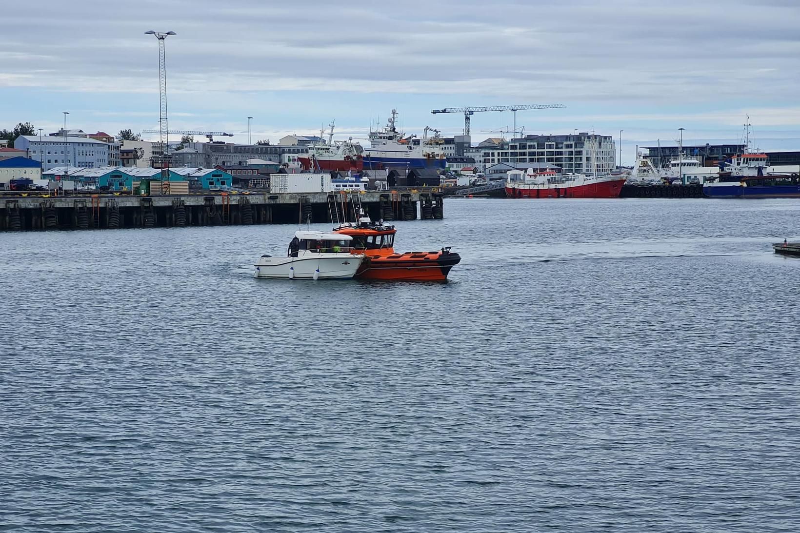 Báturinn varð vélarvana við Viðey á öðrum tímanum í dag. …