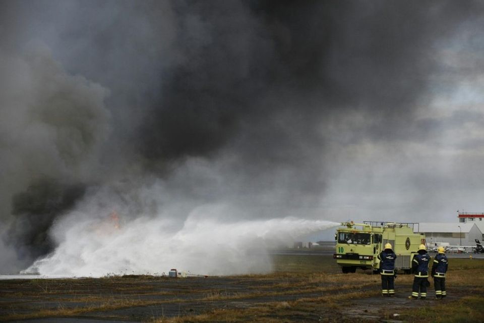 Flugslysaæfing á Reykjavíkurflugvelli