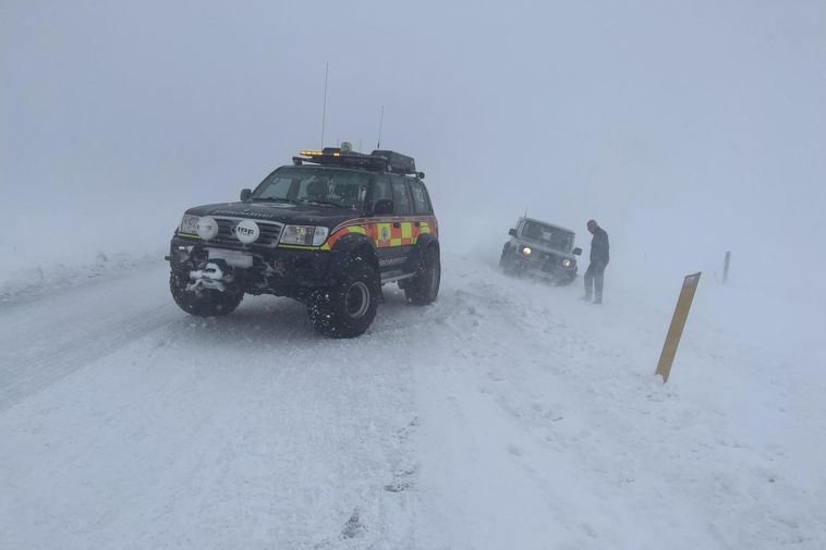 Bus with over 20 passengers went off the road