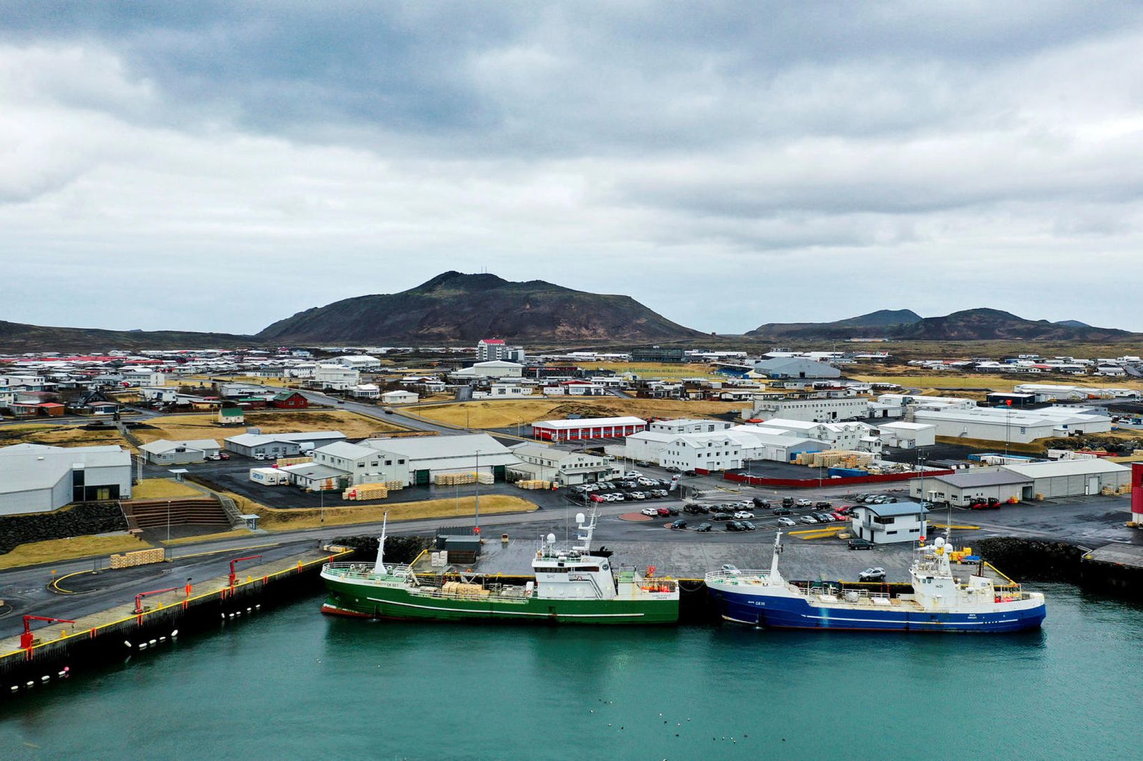 Rafmagnslaust hefur verið í Grindavík í fimm tíma.