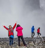 Erlendir ferðamenn við Skógafoss