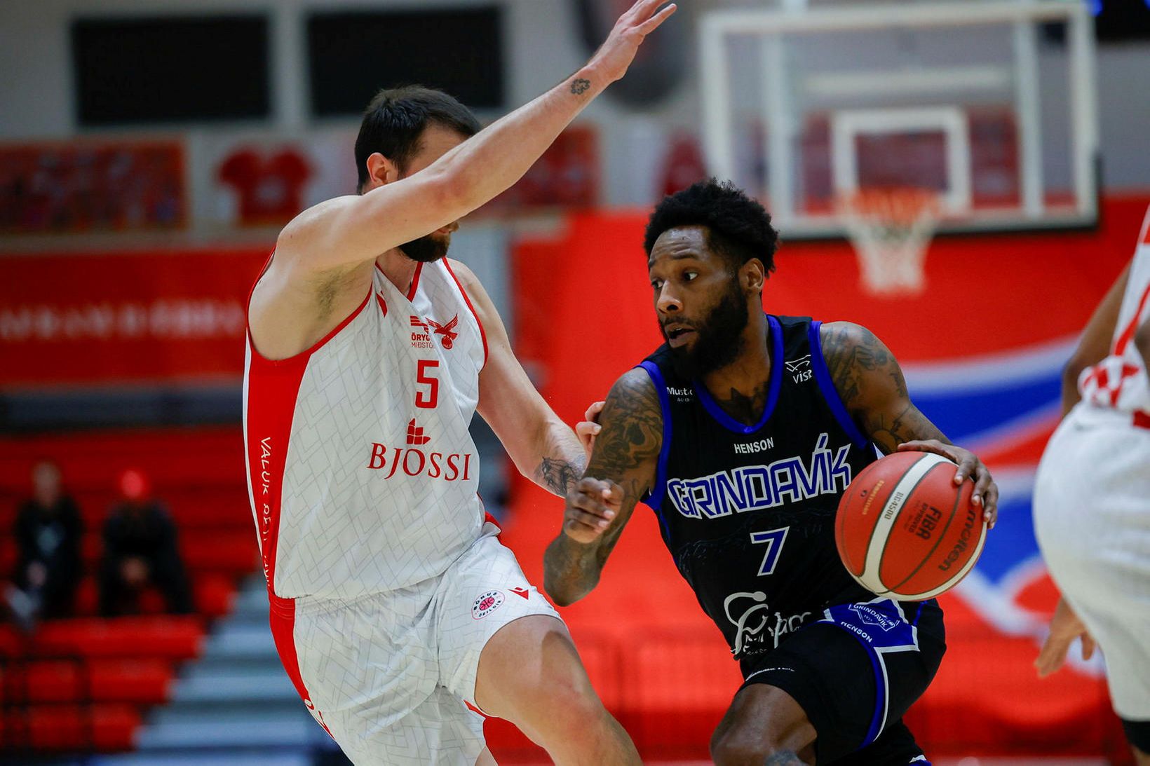 Valur - Grindavík, staðan er 41:41