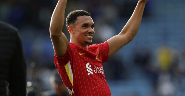 Trent Alexander-Arnold fær númerið 12.