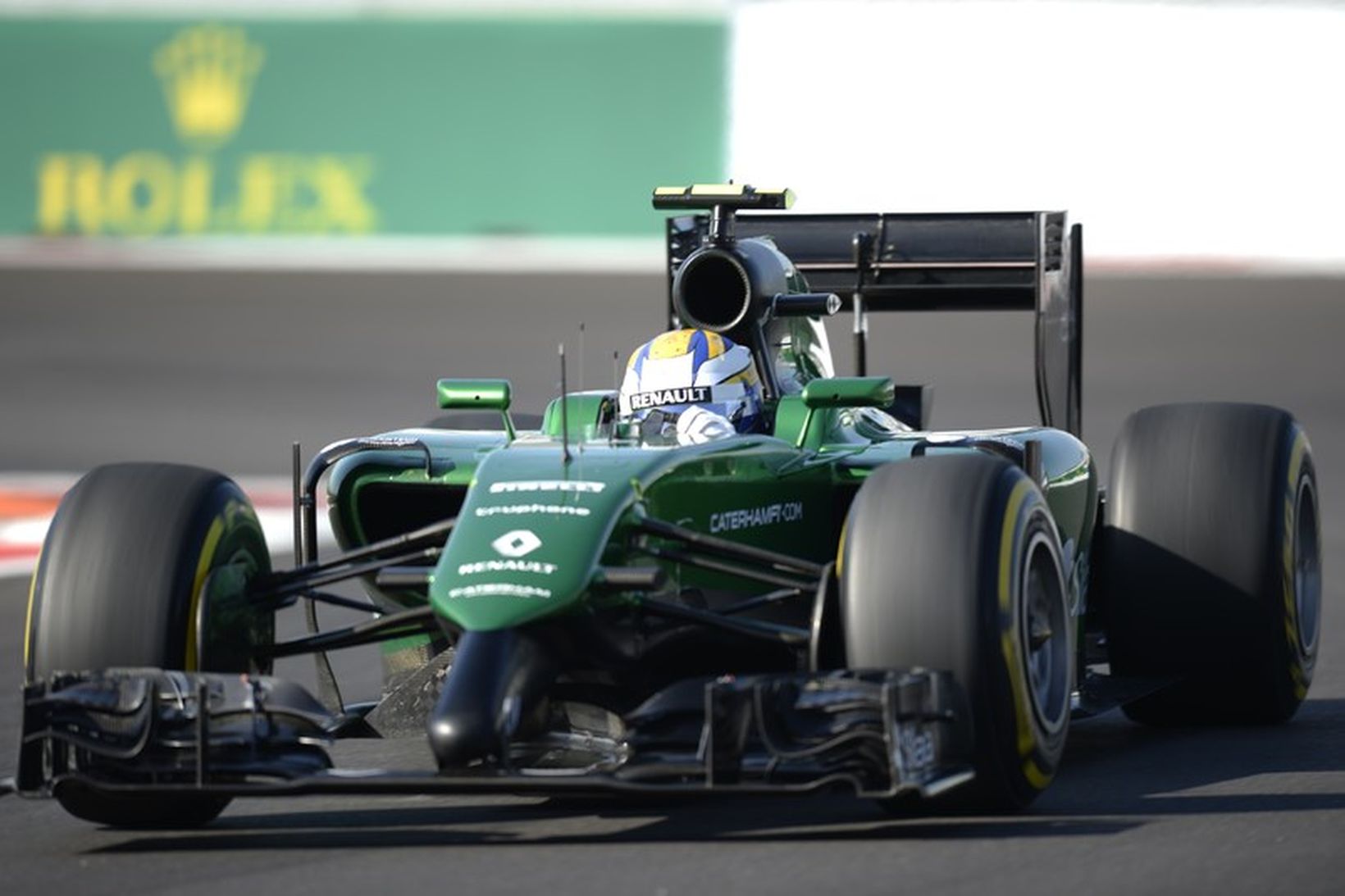 Svíinn Marcus Ericsson á Caterhambíl í rússneska kappakstrinum í Sotsjí.