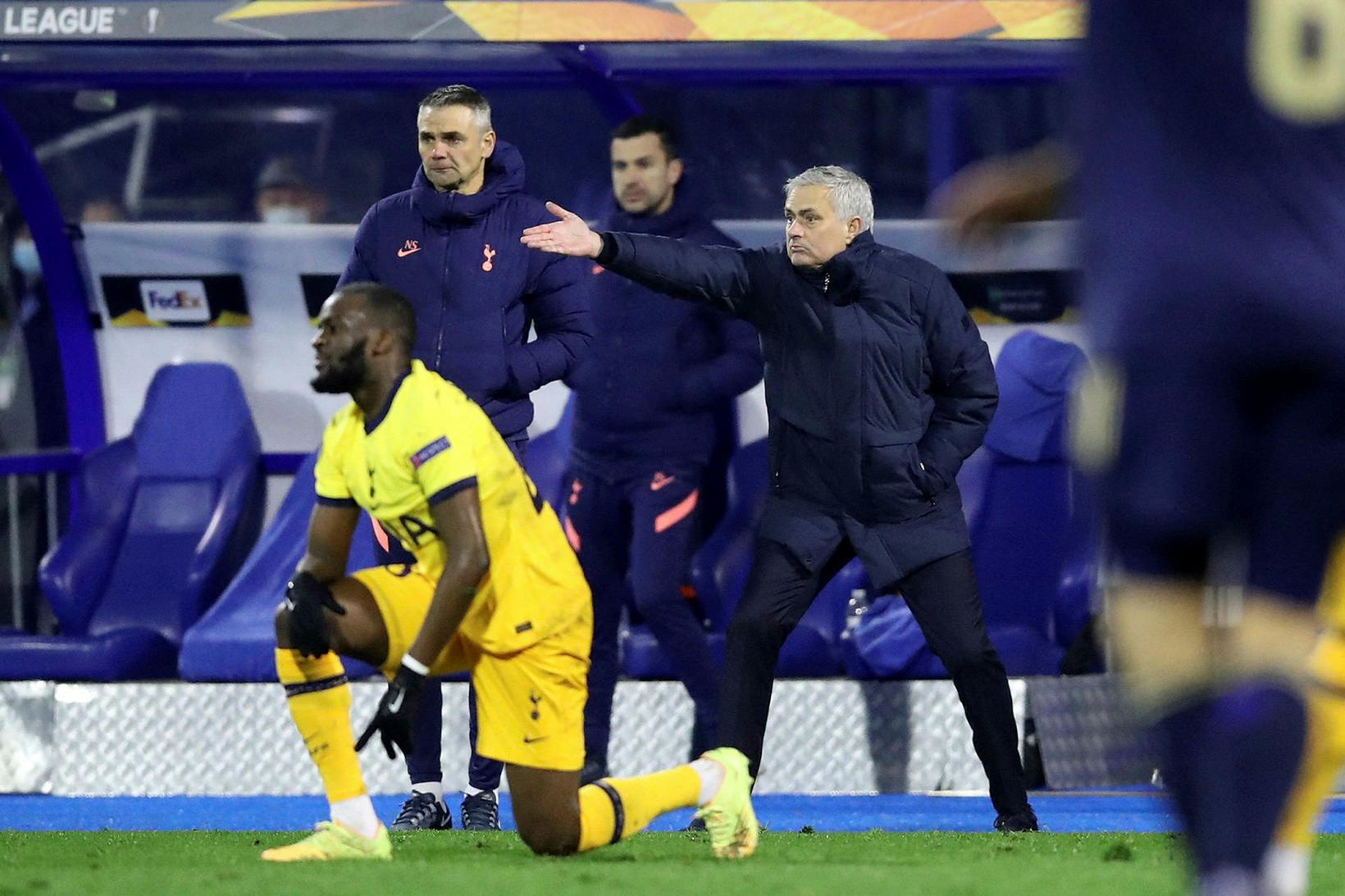 José Mourinho á hliðarlínunni í Zagreb í kvöld.