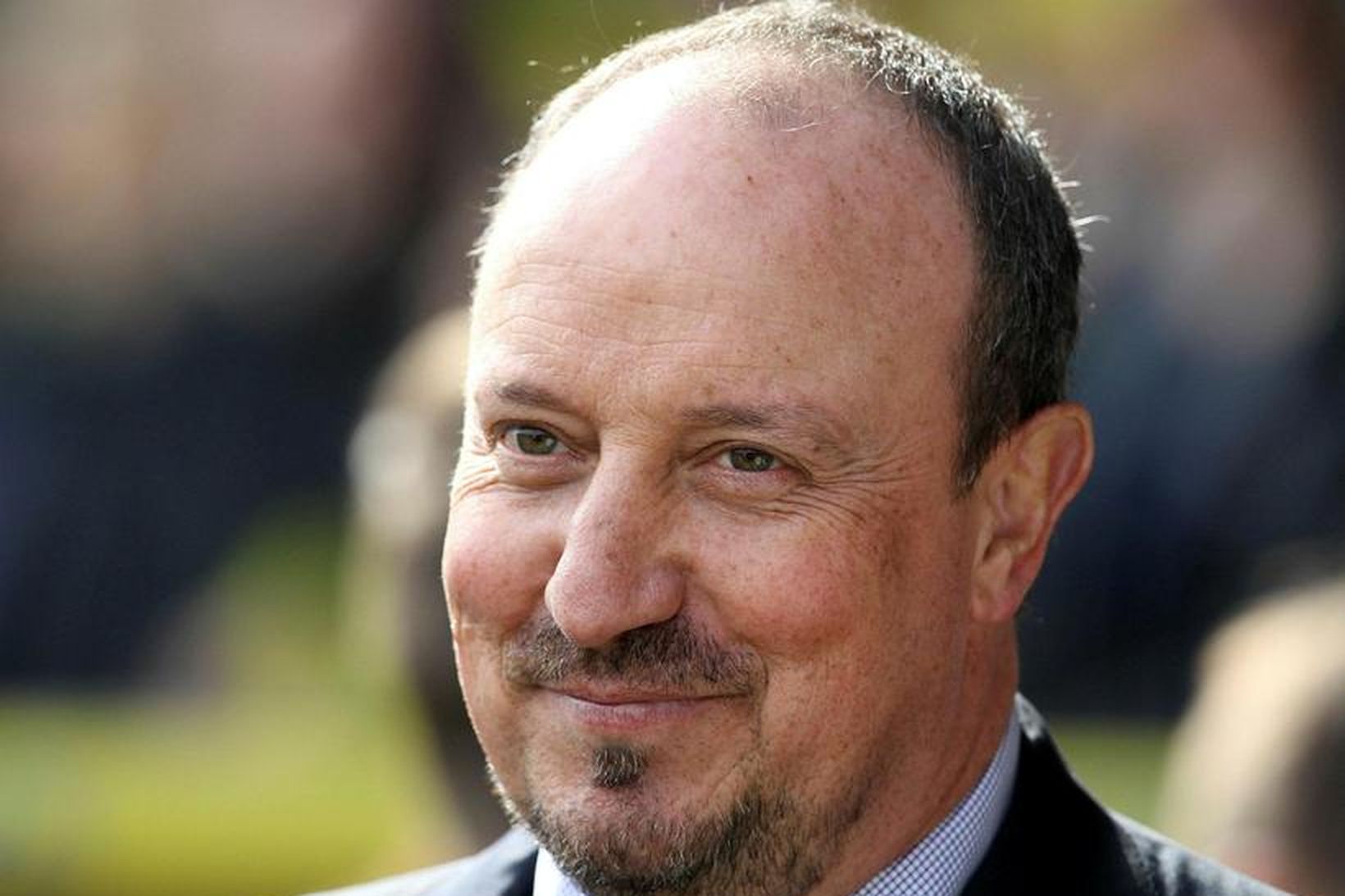 Rafael Benitez, knattspyrnustjóri Newcastle United, gat leyft sér að brosa …