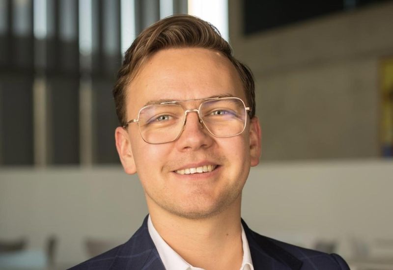 Sindri Freyr Ásgeirsson is the vice president of the Association of Icelandic Students Abroad (SÍNE).