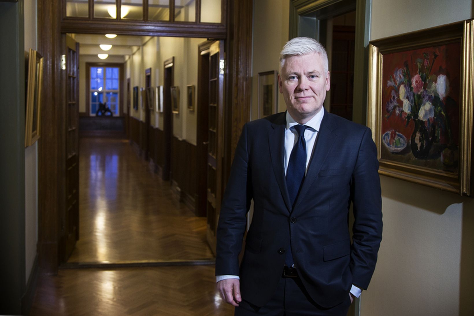 Steinþór Pálsson, bankastjóri Landsbankans, fagnar þeim mikla áhuga sem fjárfestar …