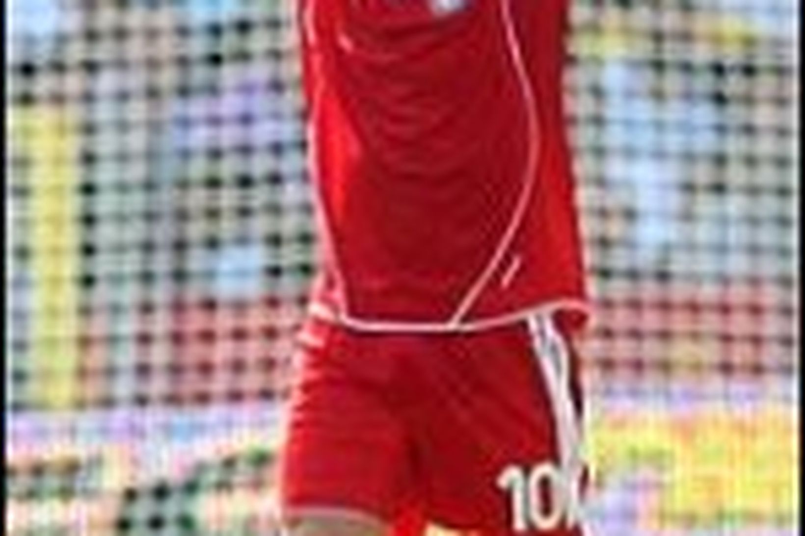 Andrej Voronin skoraði síðara mark Liverpool.