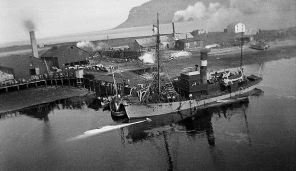 Hálfrar aldar athafnasaga við Tálknafjörð