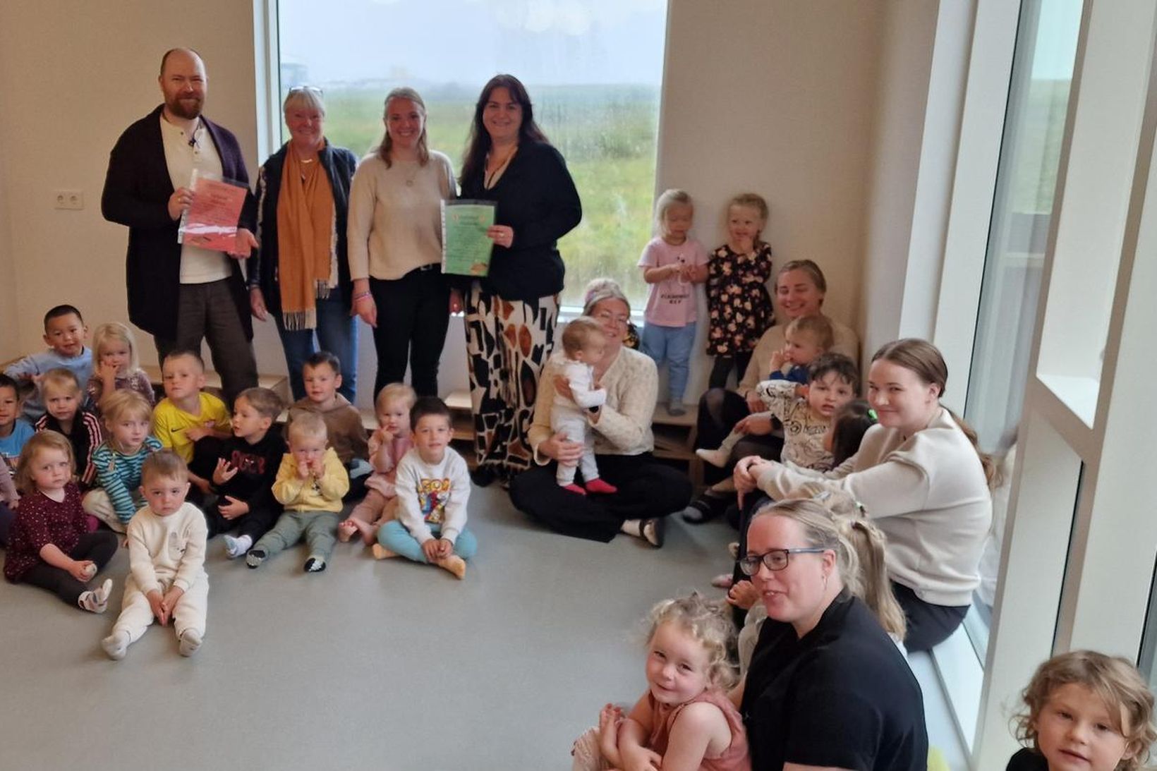 700 þúsund krónur fóru á hvorn stað