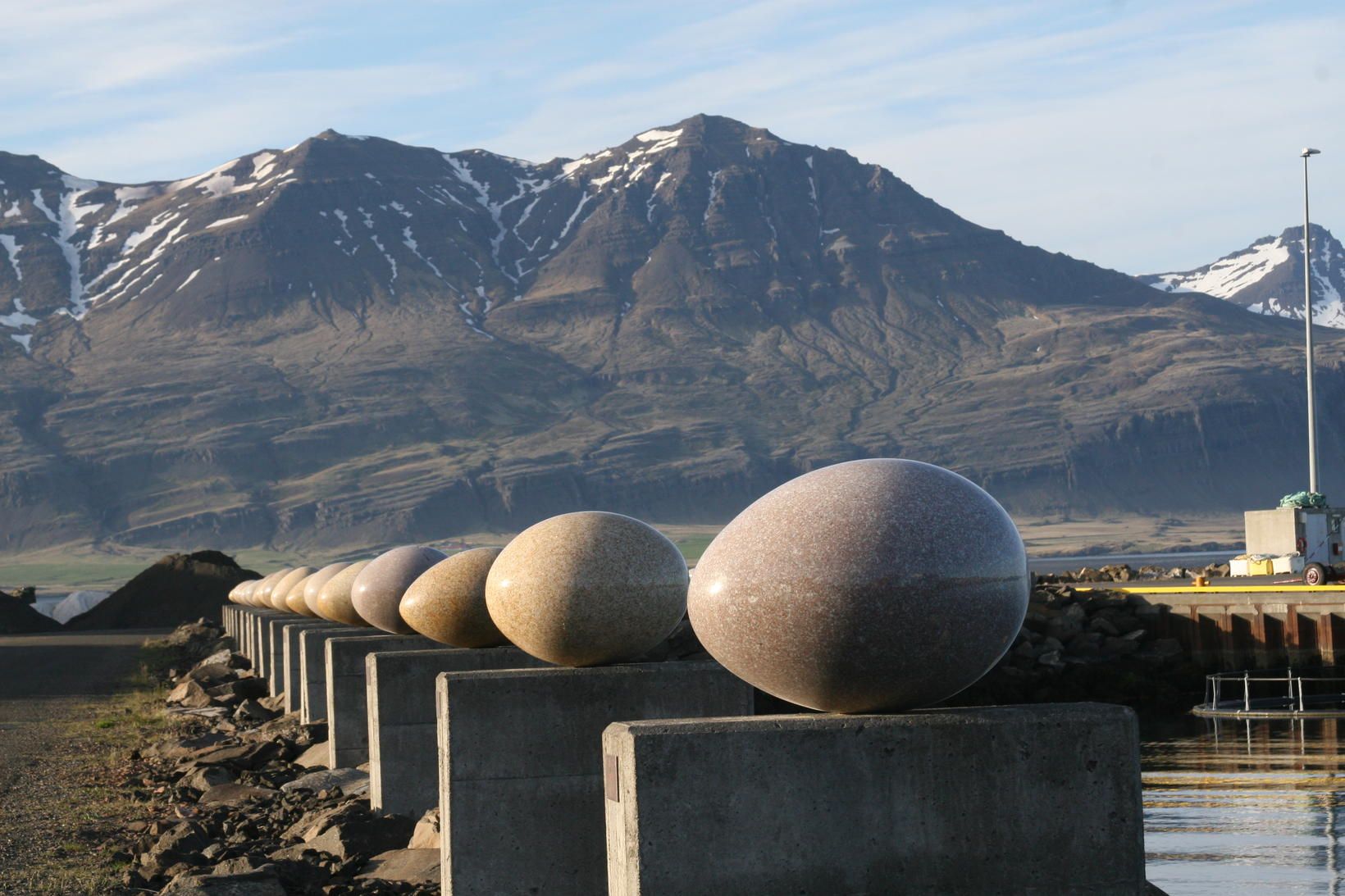 Egg í Gleðivík.