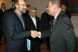 Ali Larijani og Javier Solana funda í Vín í Austurríki um málefni Írans