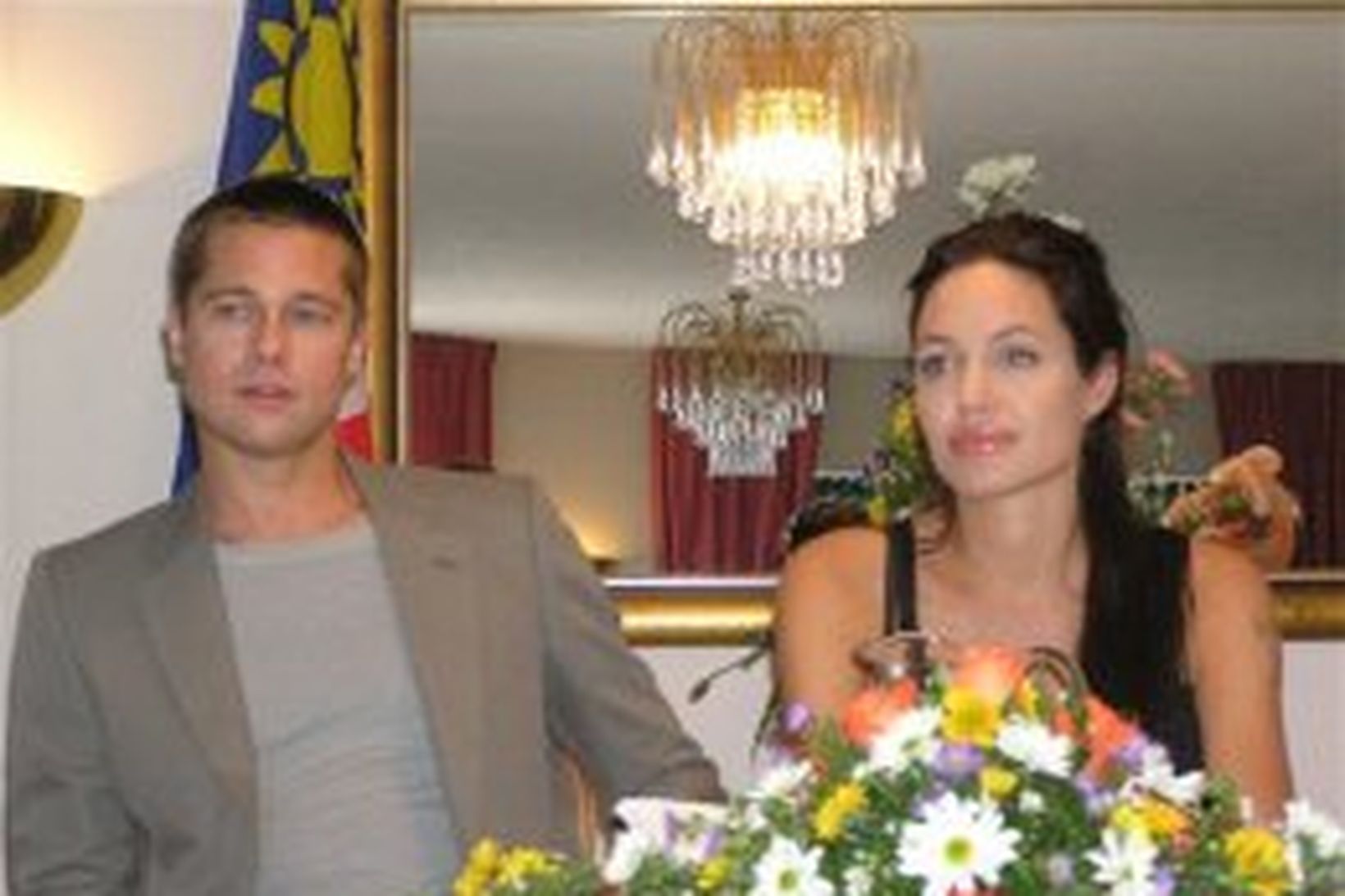 Brad Pitt og Angelina Jolie á blaðamannafundi í Swakopmund, sem …