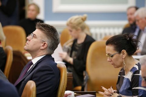 Gunnar Bragi Sveinsson at Parliament yesterday.