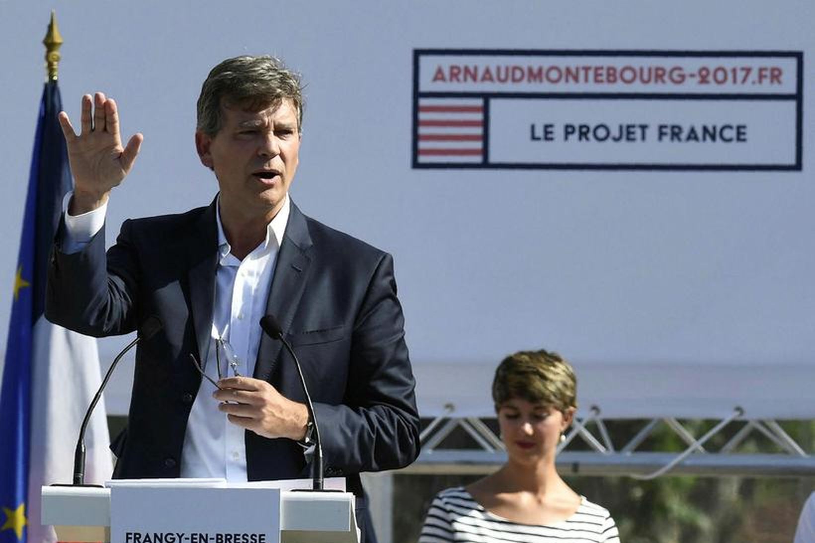 Arnaud Montebourg ávarpar stuðningsmenn í dag.