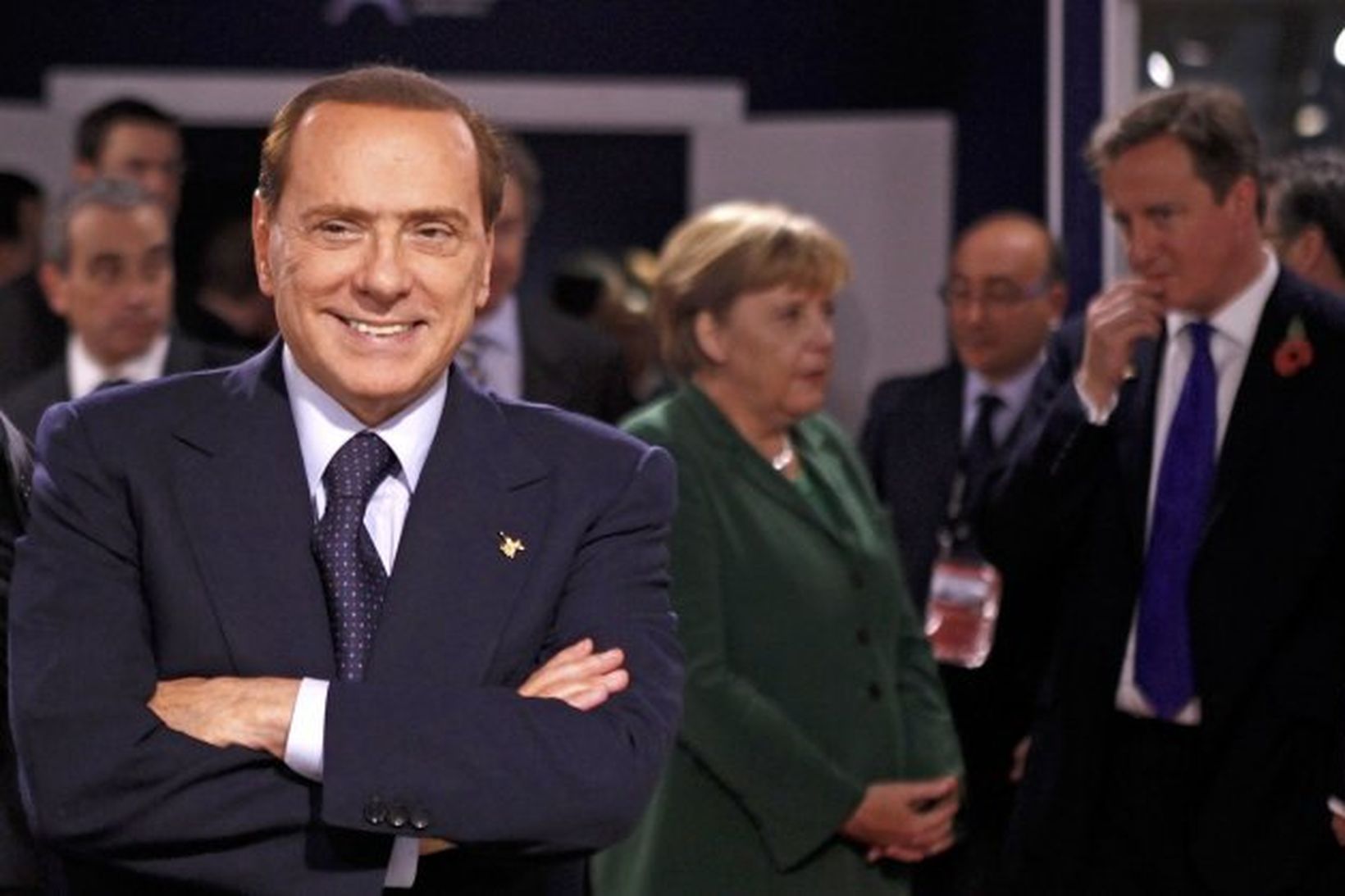 Berlusconi, forsætisráðherra Ítalíu, sposkur á svip á fundi G20 ríkjanna …