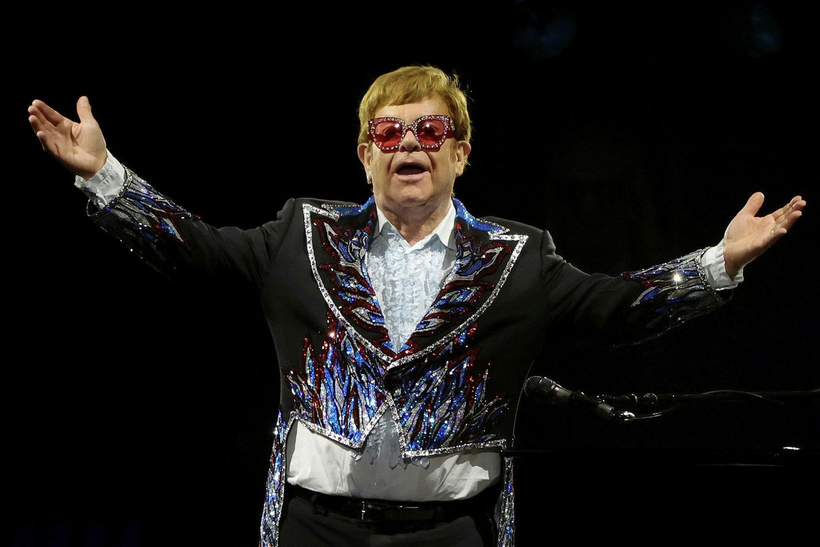 ​Elton John er mikill knattspyrnuáhugamaður.
