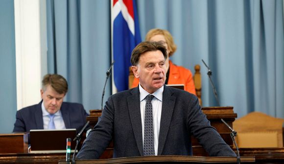 „Er þetta eitthvert grín?“