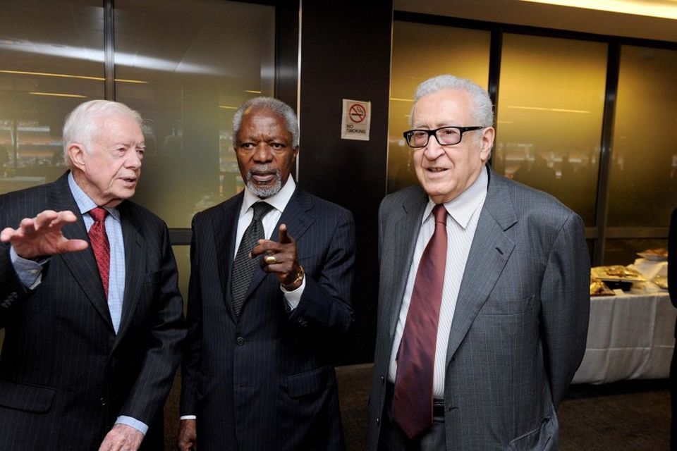 Jimmy Carter (t.v.) fyrrverandi forseti Bandaríkjanna ásamt Kofi Annan, fyrrverandi framkvæmdastjóra Sameinuðu þjóðanna.