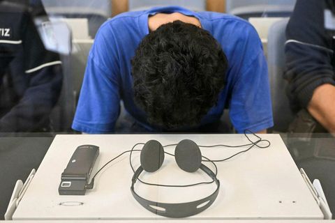 Issa Al Hassan er yfirlýsing hans var lesin upp í dómsal í Duesseldorf í Þýskalandi …