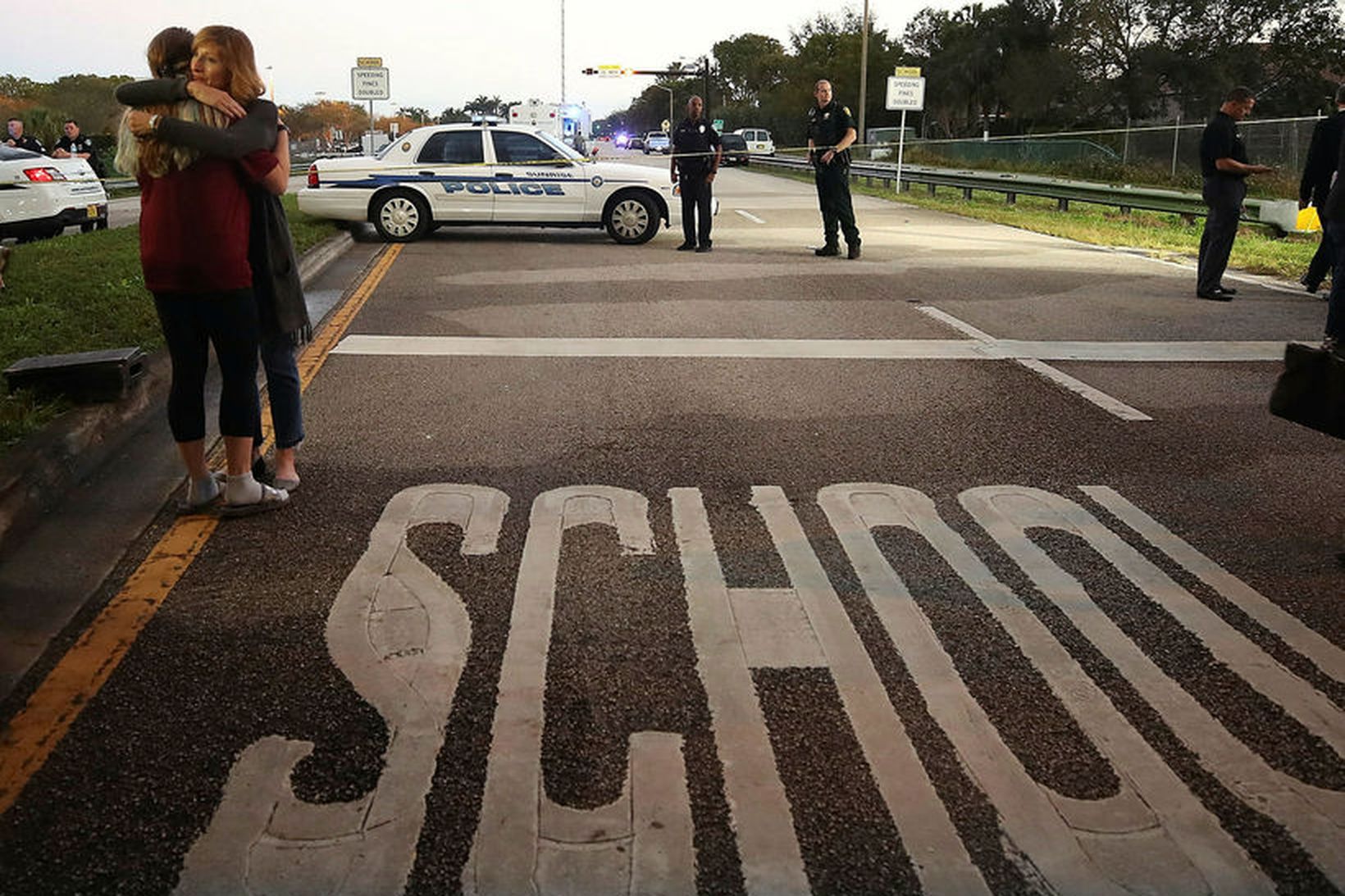 Nikolas Cruz var rekinn úr Mar­jory Stonem­an Douglas-fram­halds­skól­anum í Park­land …