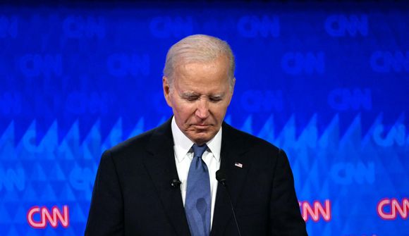 Sumir demókratar vilja skipta Biden út