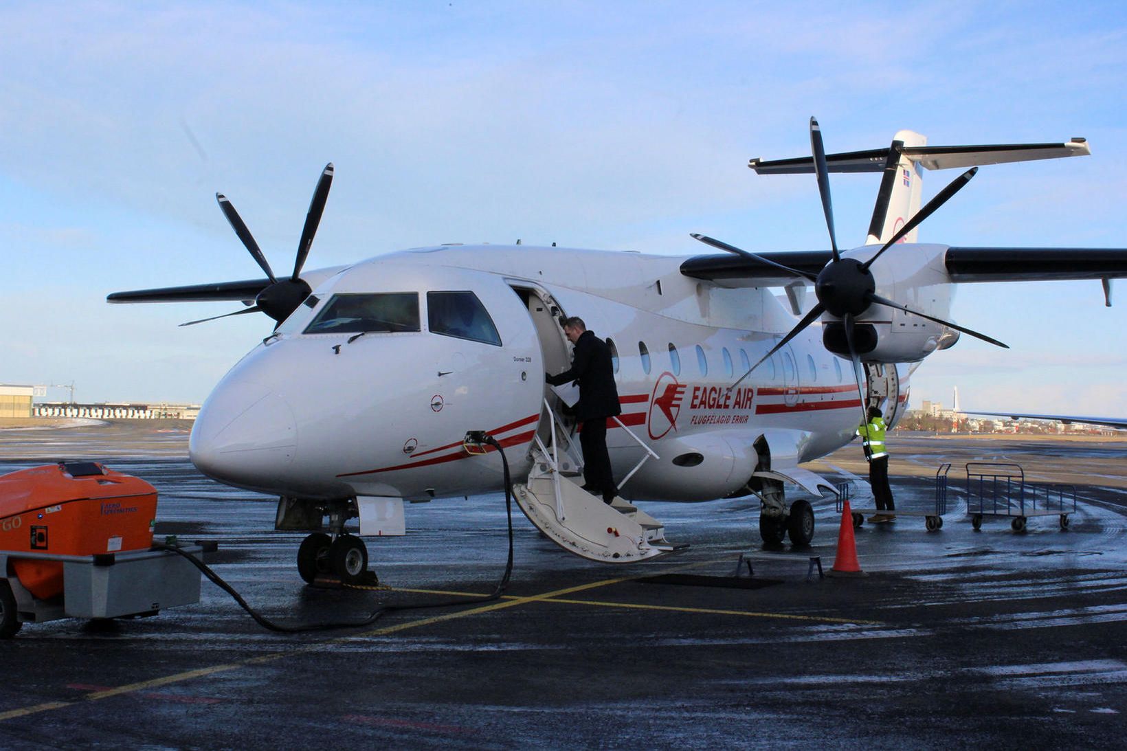 Flugfélagið Ernir ehf. hefur verið tekið til gjaldþrotaskipta.