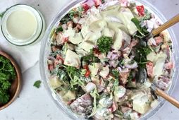Djúsí og sumarlegt kartöflusalat með sinnepssósu úr smiðju Hildar Ómars.