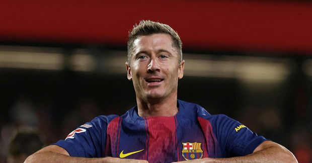 Robert Lewandowski kom inn á og skoraði tvö mörk.