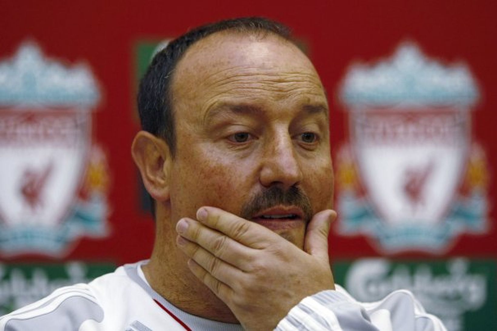 Benitez, sem vill að Ferguson hætti að tala um Liverpool, …