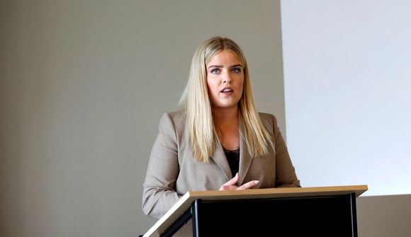 Afnám heimsóknarbannsins í algjörum forgangi