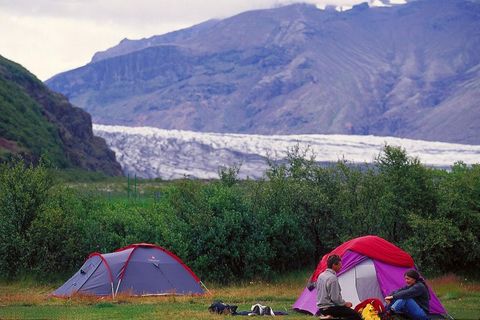 Tourists at Skaftafell have been regularly spotted going to the toilet at the Sandfell churchyard instead of using the campsite facilities.