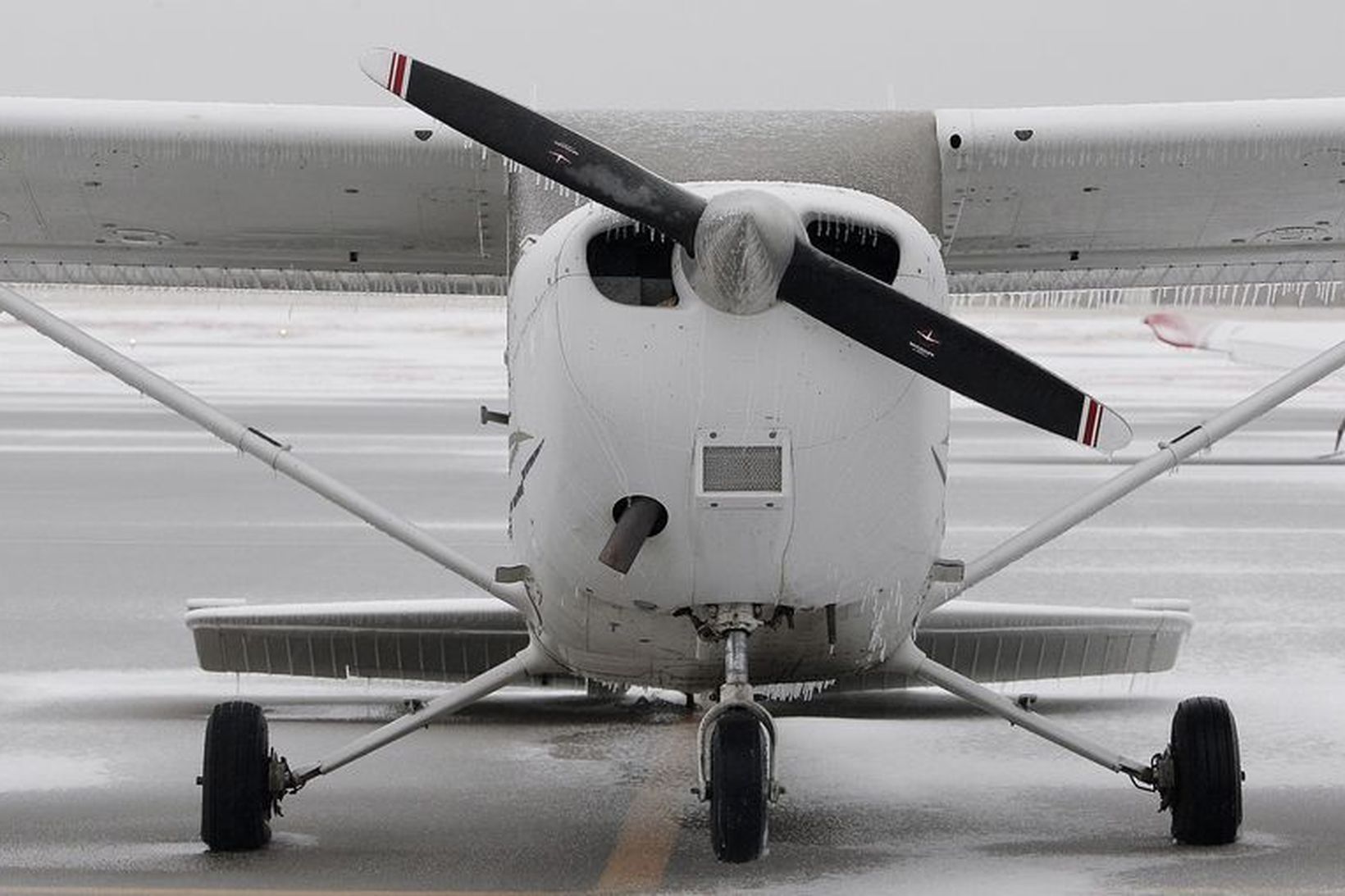 Vél að gerðinni Cessna 172, eins og sú sem klessti …