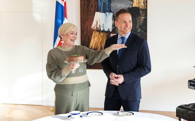 Halla Tómasdóttir verður sérstakur heiðursgestur en þau Björn Skúlason halda saman til Japans.