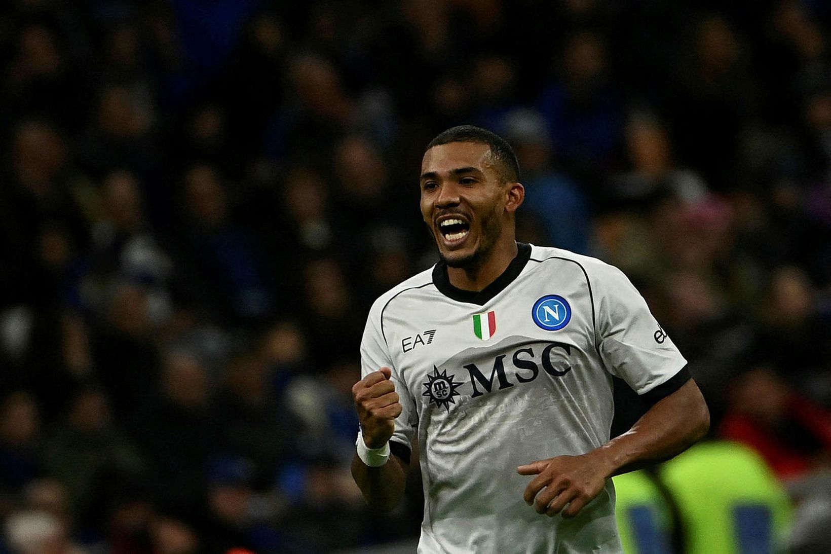 Juan Jesus skoraði mark Napoli í 1:1-jafntefli gegn Inter á …