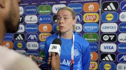 Bíður spennt eftir því að fá dóttur sína til Sviss