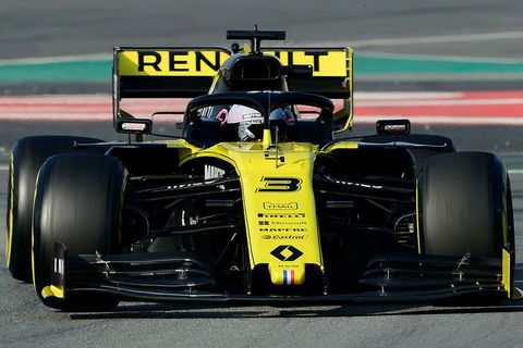 Daniel Ricciardo á ferð á Renaultinum í Barcelona í fyrra.
