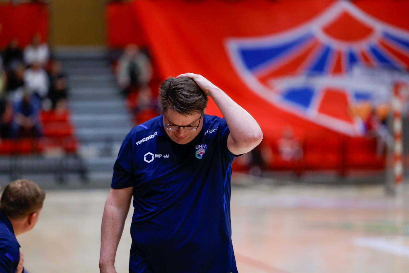 Gunnar Magnússon svekktur á hliðarlínunni í kvöld.