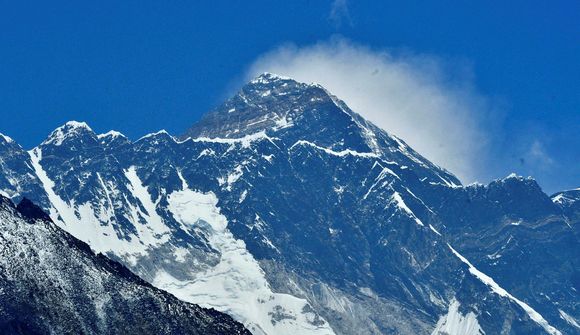 Nýtt hraðamet kvenna slegið á Everest