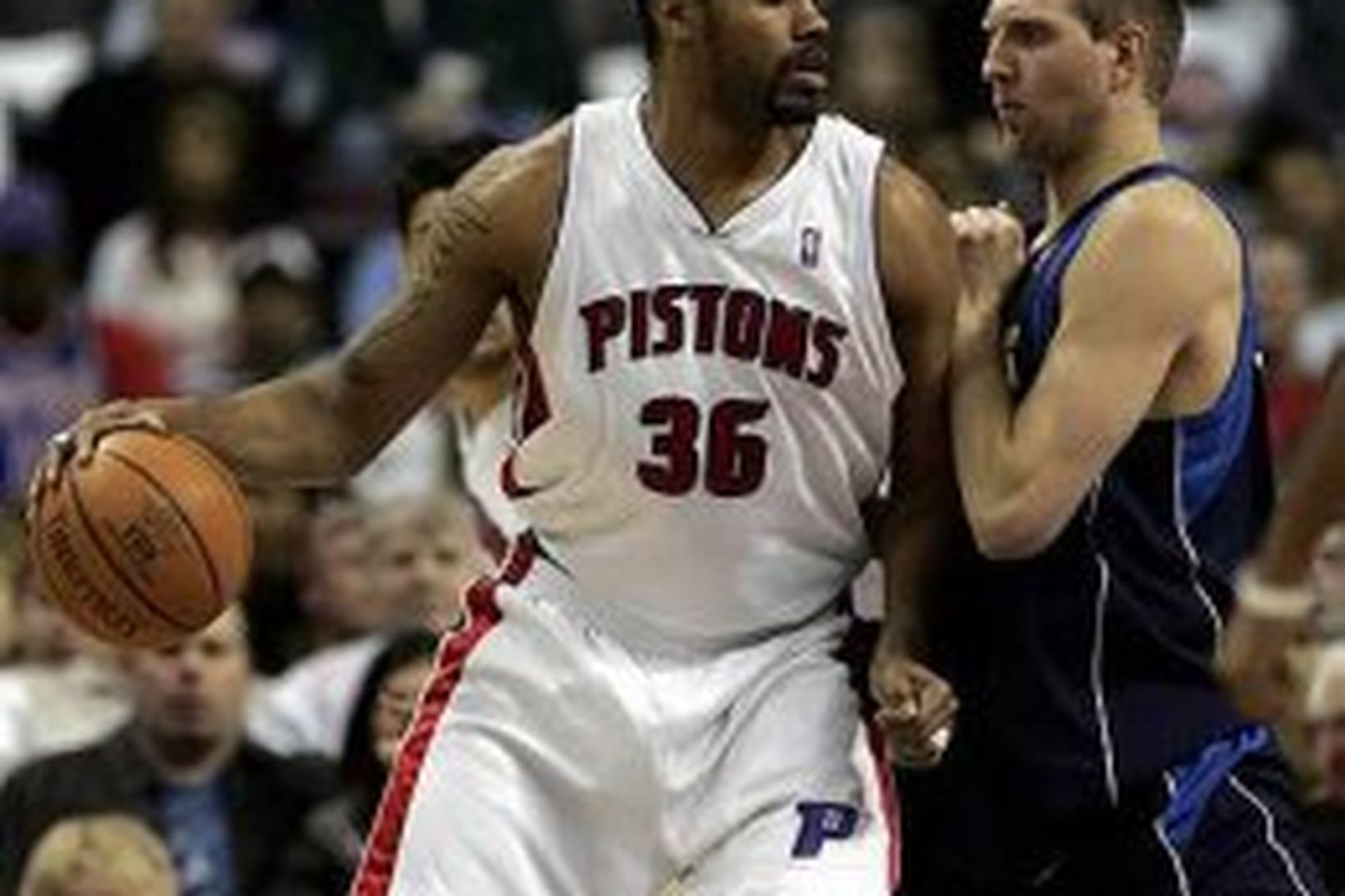 Rasheed Wallace var hetja Detroit liðsins í nótt.