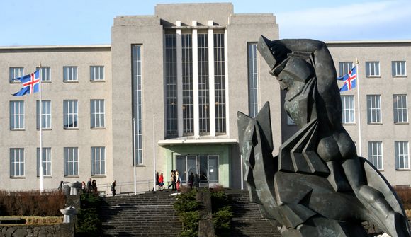 Menn endurtaka sömu fyrirheitin