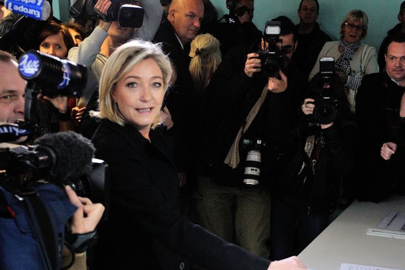 Marine Le Pen kaus í Henin-Beaumont í Norður-Frakklandi í dag.